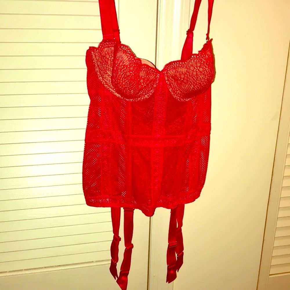 #ShopOnline #VictoriaSecret #Lingerie #OnSale